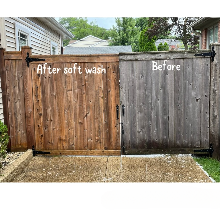 Before and after wood fence soft wash - Highland Park