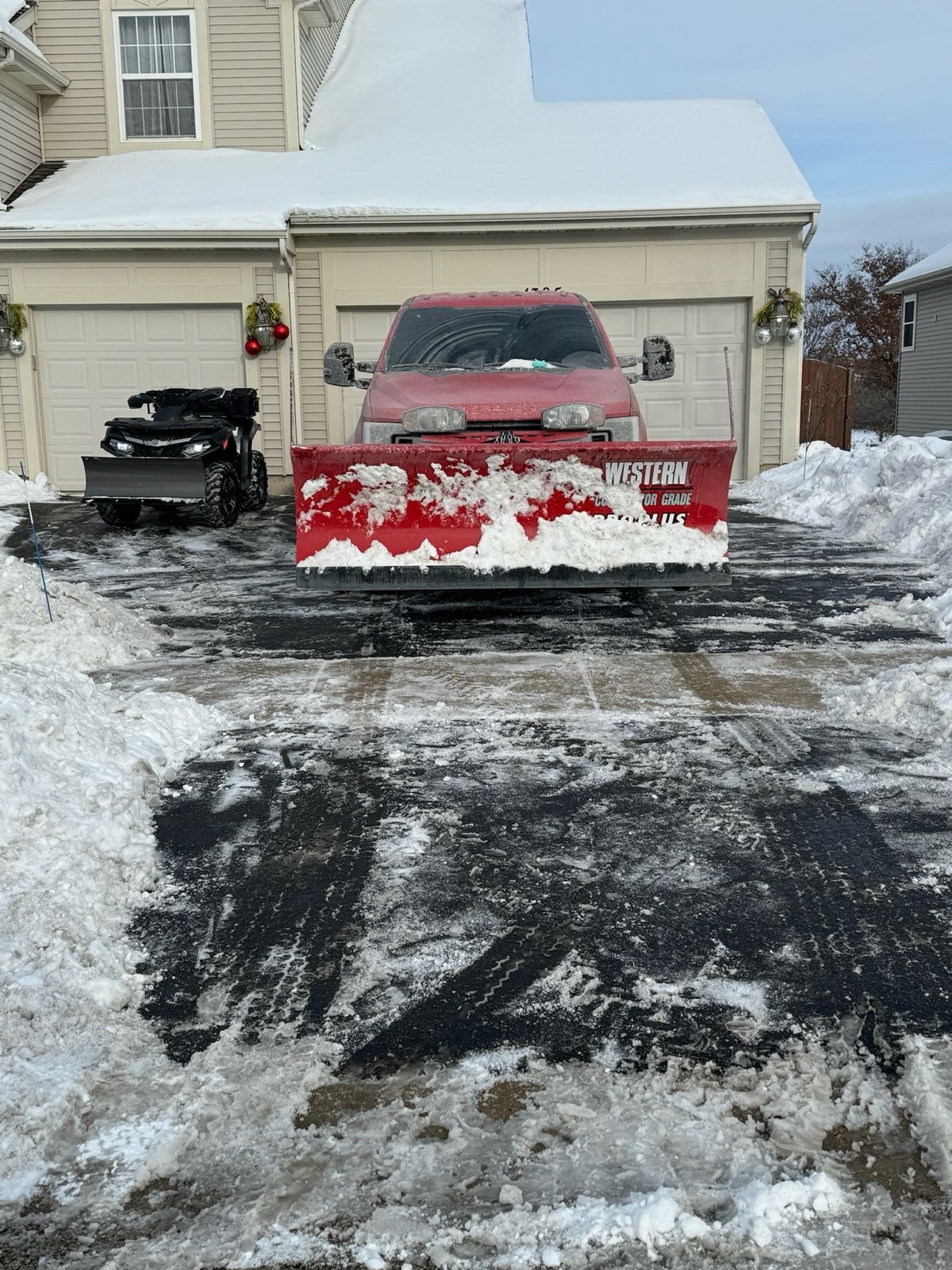 Professional snow plowing - clearing driveway North Shore IL